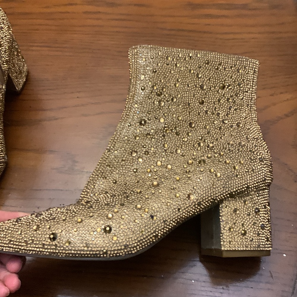 Betsey Johnson womans rhinestone crystal ankle boots size 7 - Picture 2 of 6